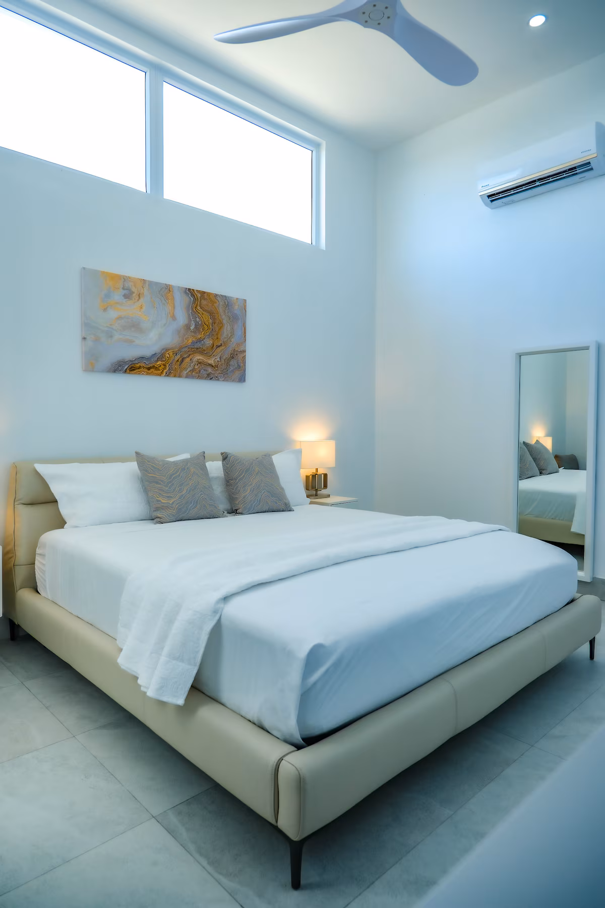 Stunning 2BR Villa with Pool & 4 min to the beach