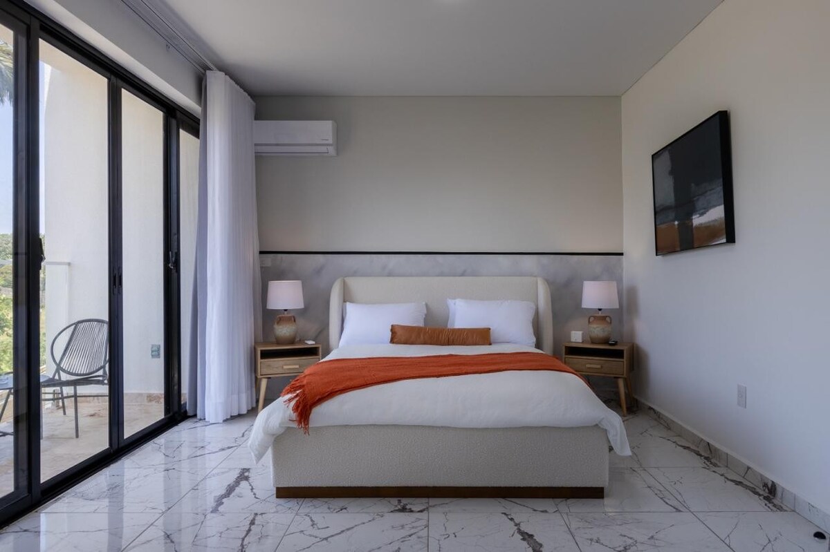 BrandNew 4 Bedrooms Modern Villa/Pool in Sosua