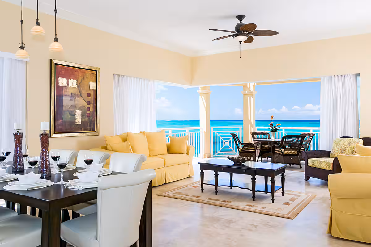 Windsong Resort – Four Bedroom Penthouse Oceanfront