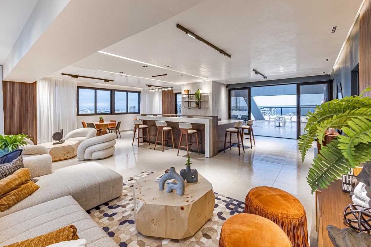 2 bedroom apartment downtown