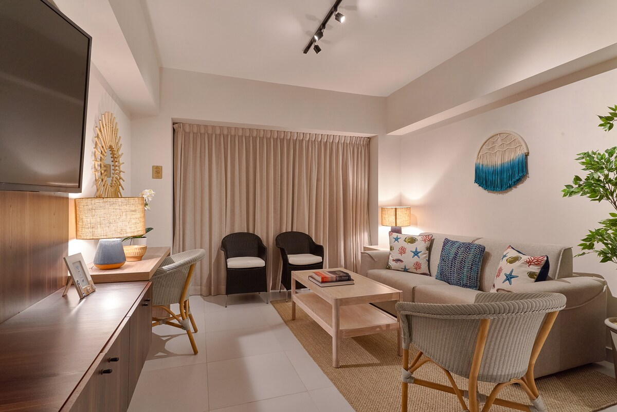 Caribbean Sea Panoramic View Suite on 17 Level