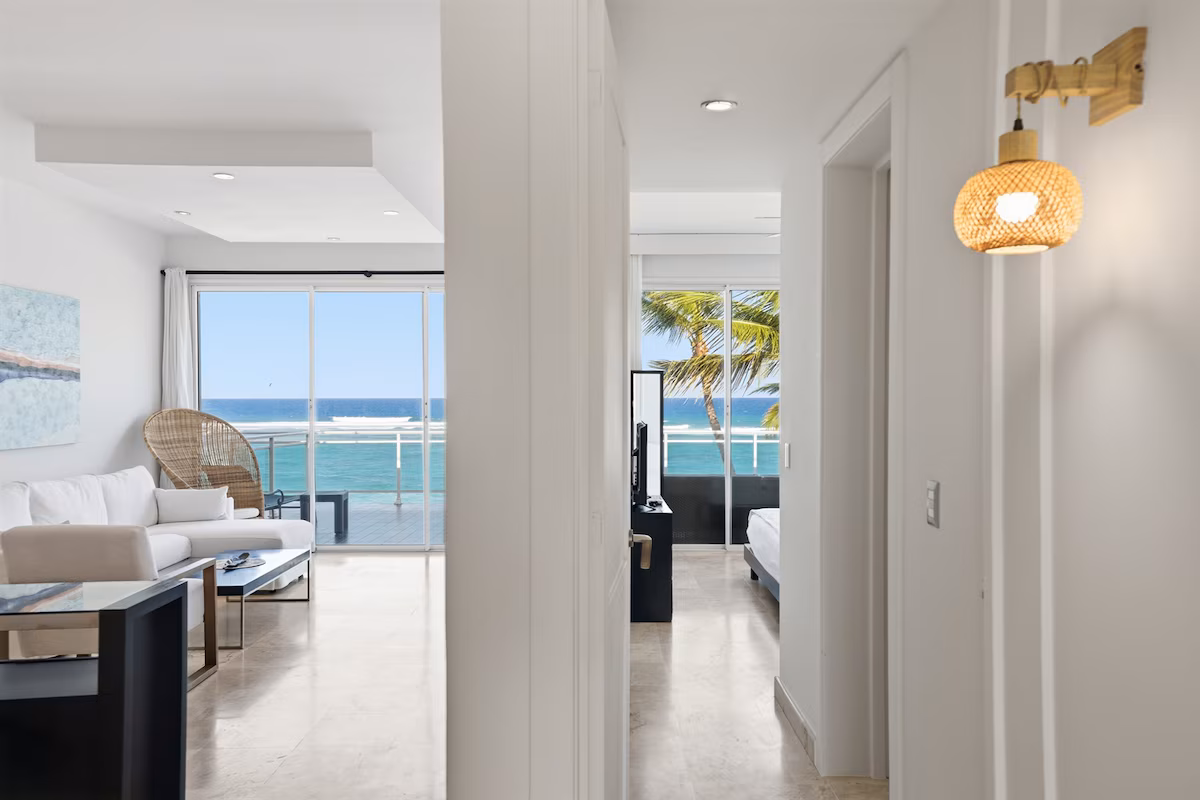 Oceanfront | Pool Hot Tub | TOP Floor 408