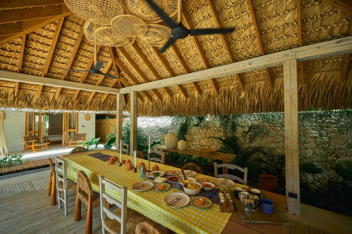 Hacienda Macao 7 bedroom & pool near Macao beach