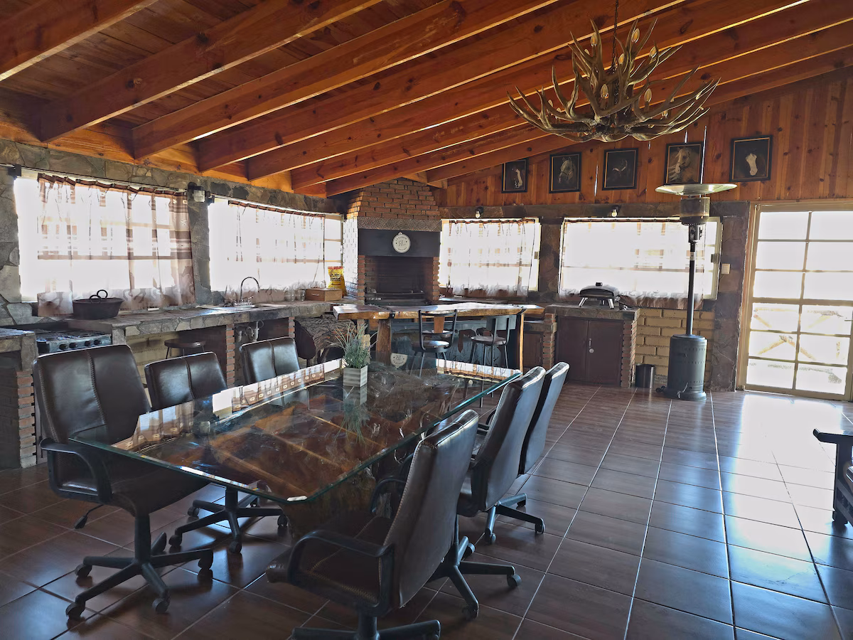 Beautiful Cabin with Heated Pool