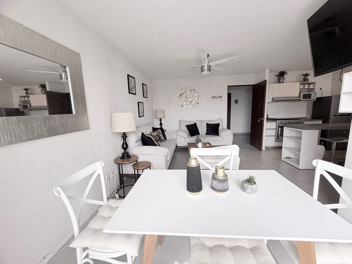Maravilia-Arena GDL 2-bedroom stay with pool