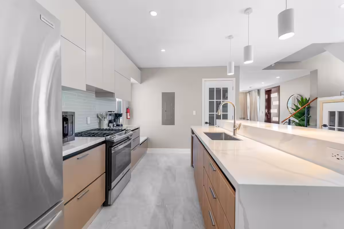 Luz Maria Villa- 3 bed 3 bath, Pool and Hot Tub!