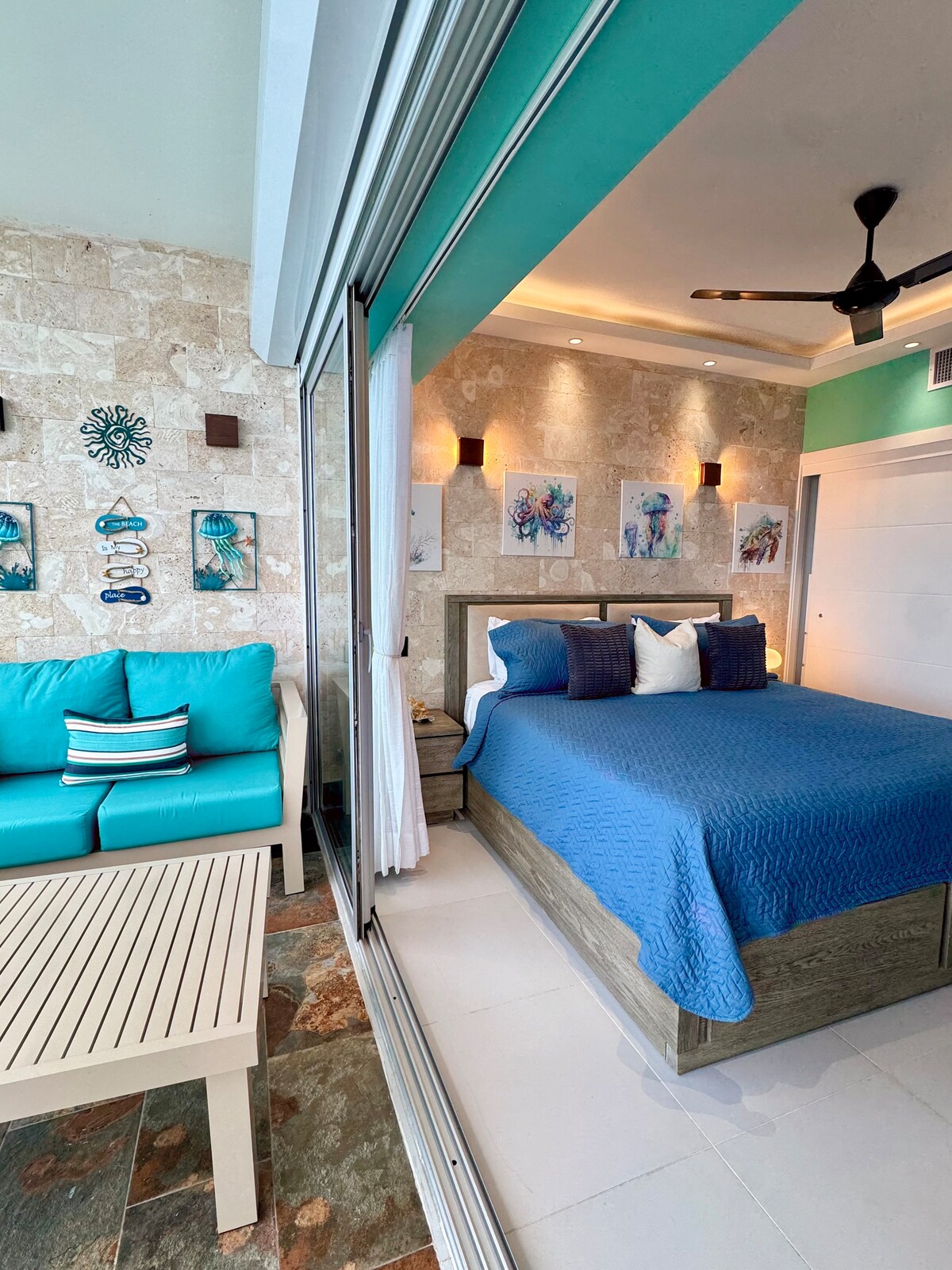 Luxurious Coral Oasis