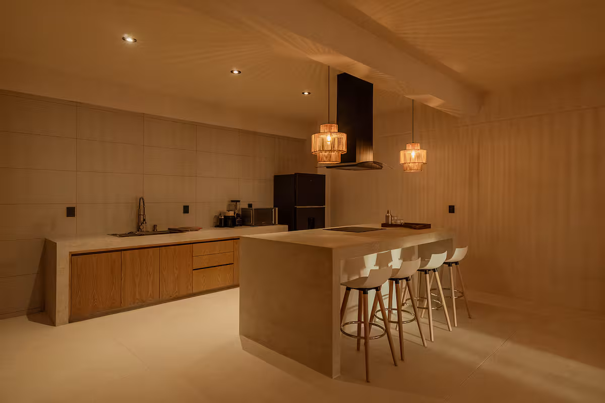 Sea-view suite + pool in Brisas