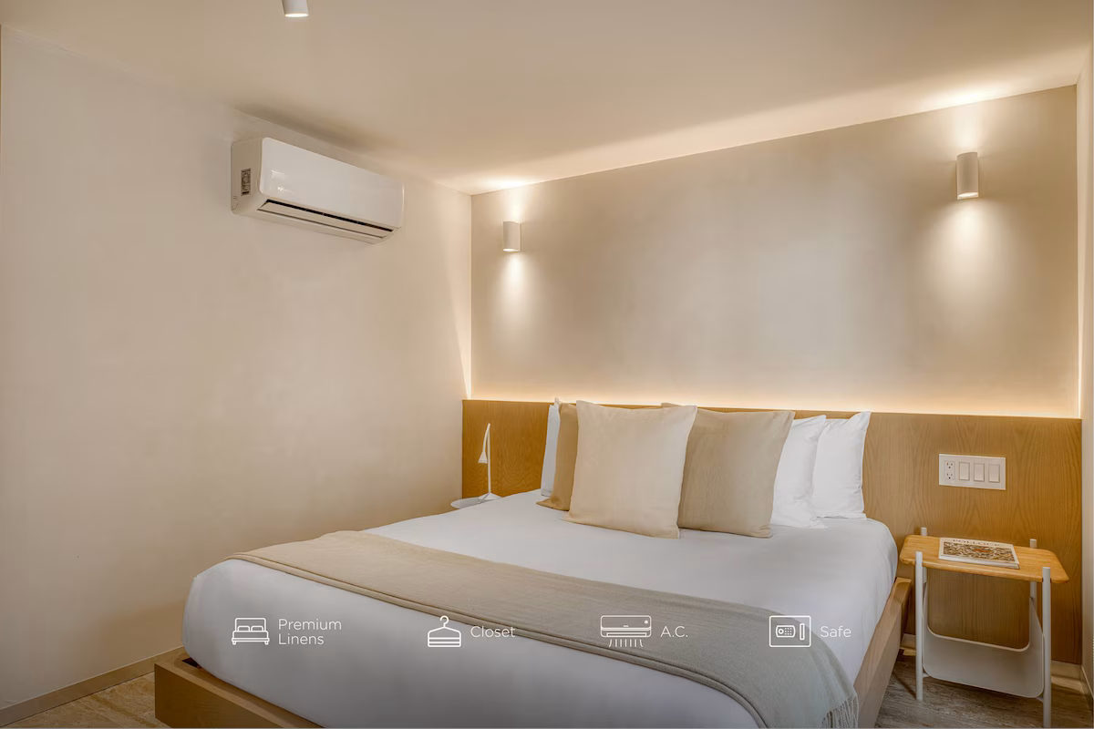 Capitalia | Bright Boutique STD w/Air Conditioning