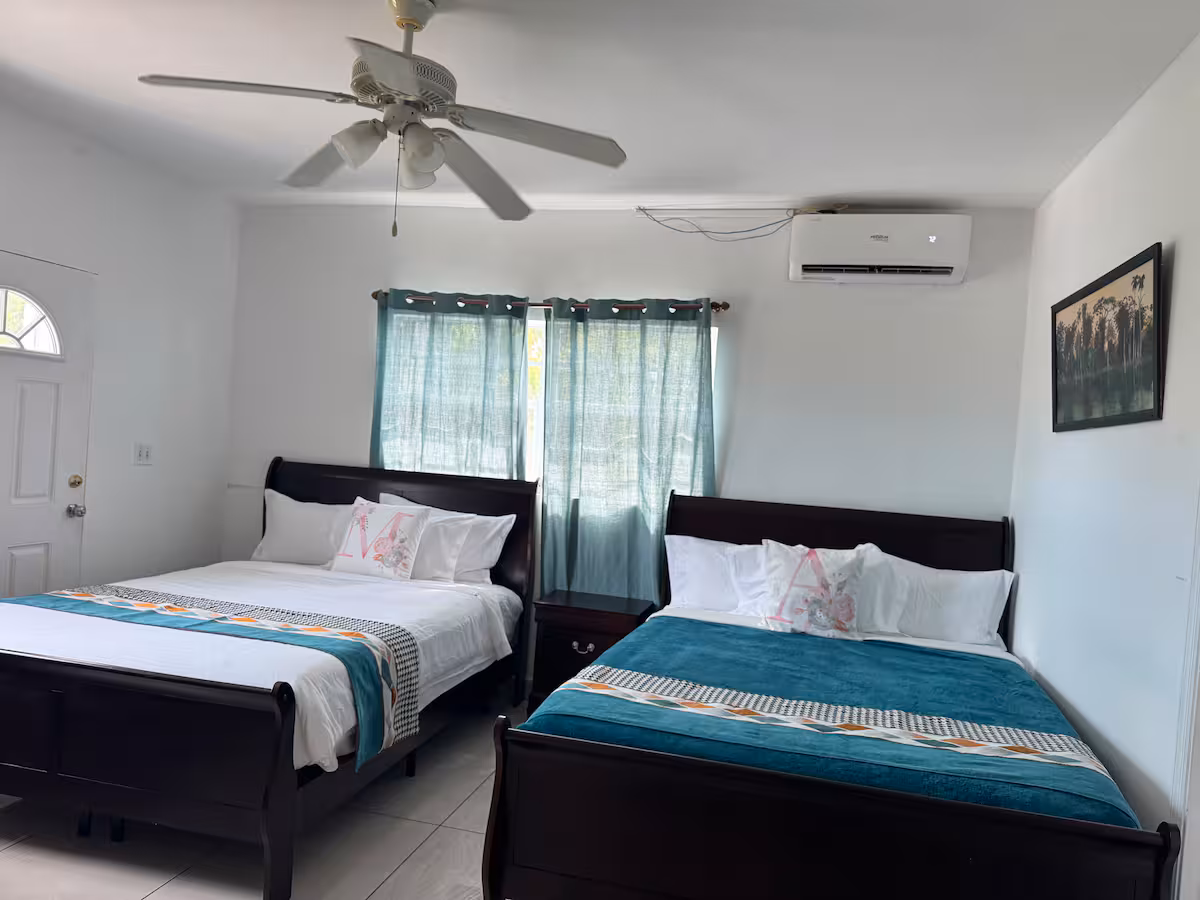 Spacious 2-bedroom Suite in Providenciales