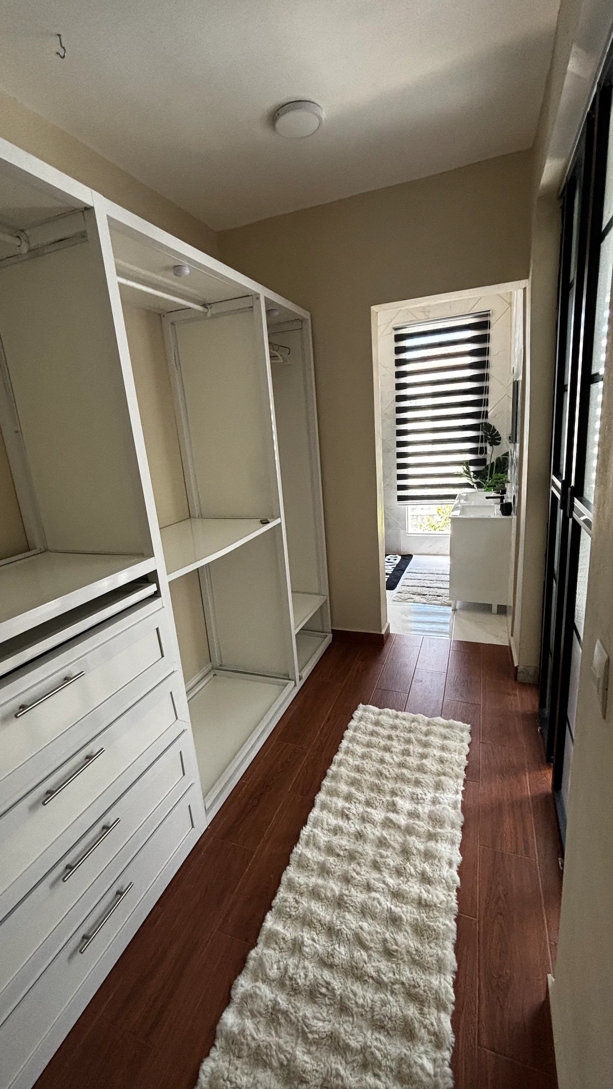 Modern flat | 2 bedrooms | Wi-Fi | 10 minutes from the centre