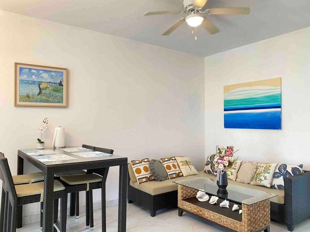 Lovely 2-bedroom Apartment in Venetian Road