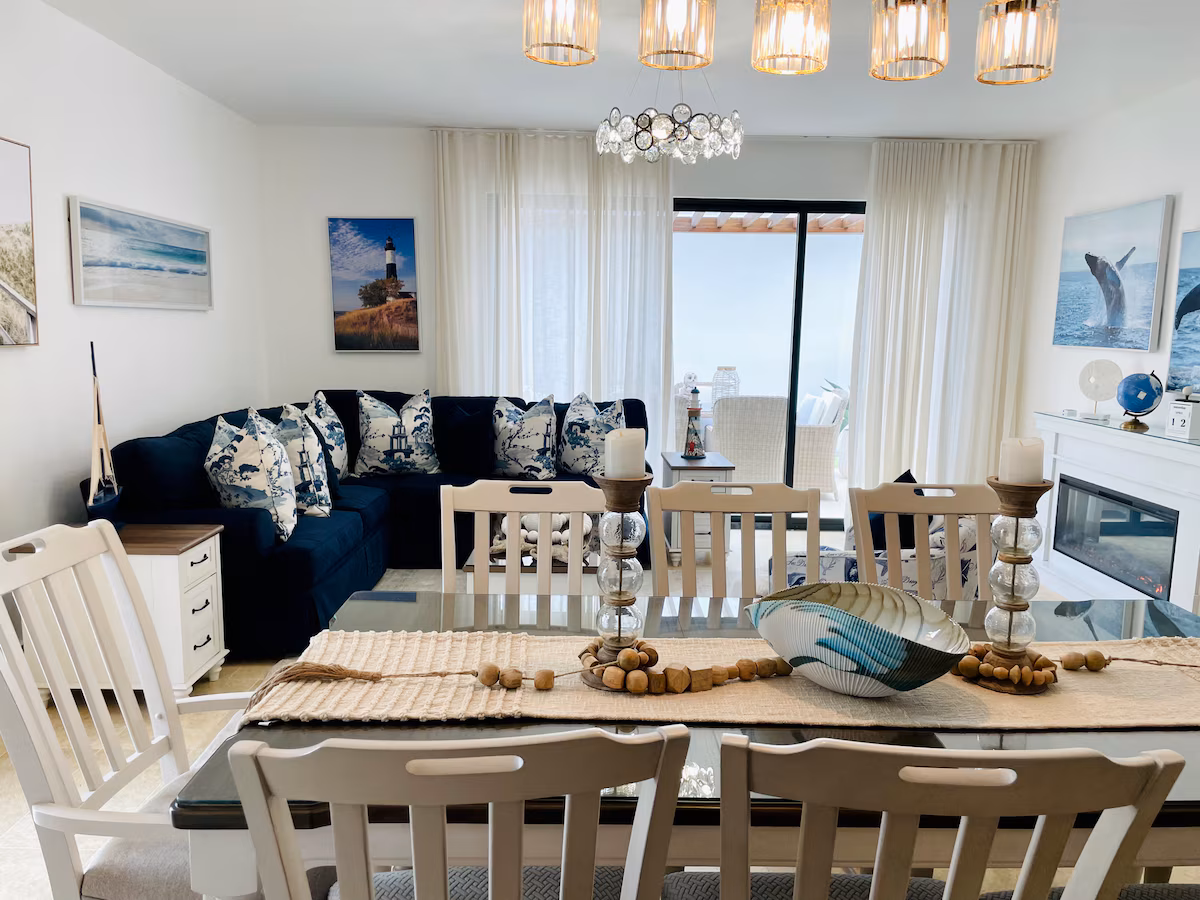 Golfer’s Paradise –3BR Villa w/ Pool Facing Hole 2