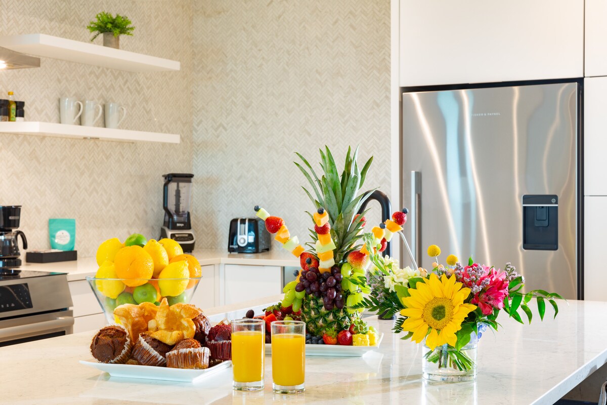 Ocean Views + Poolside Bliss | 2BR Escape