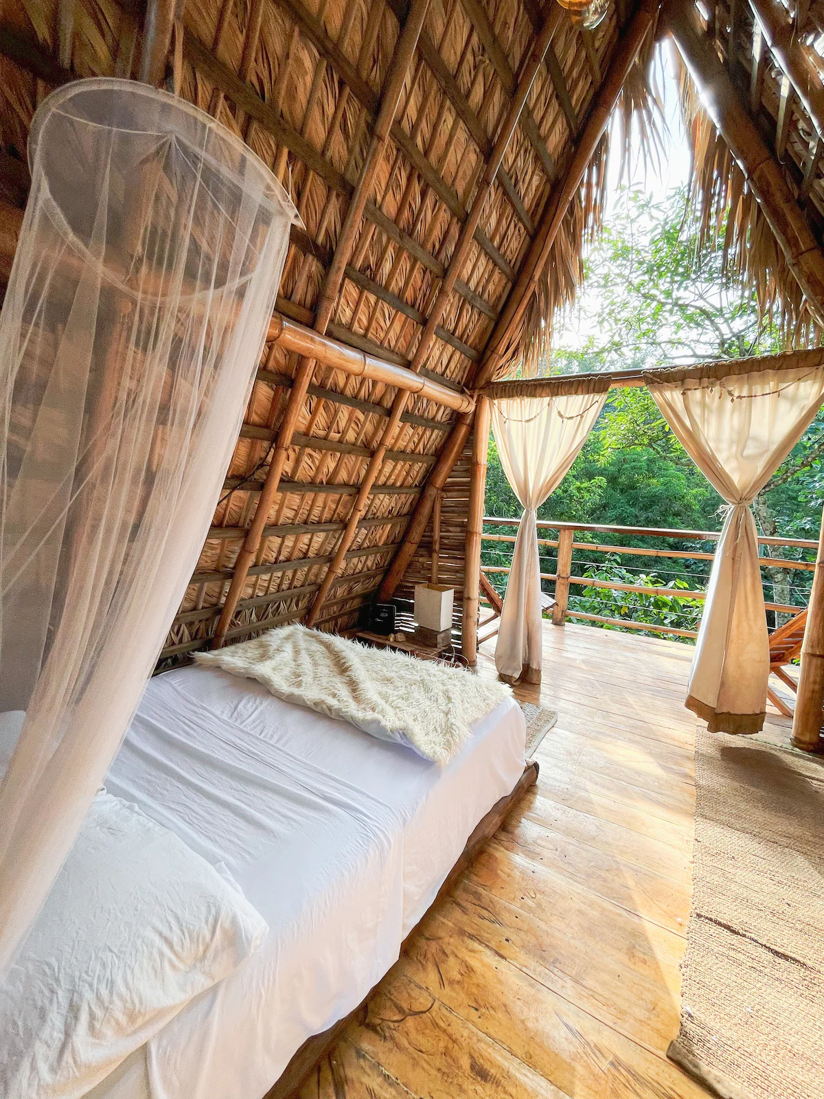Bambu Choza in a Cacao Farm w/ Outdoor Shower