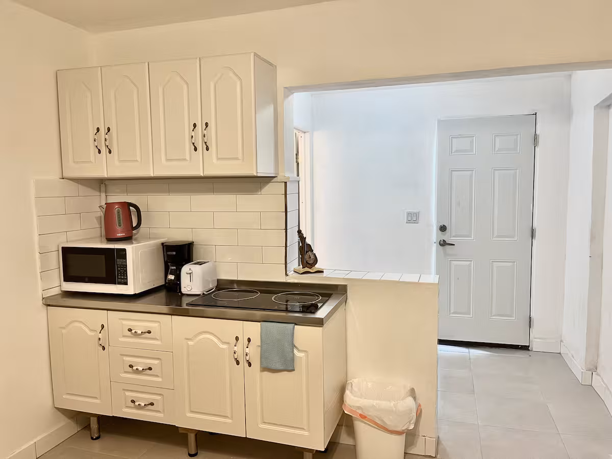 Cozy Studio In Venetian Rd 7 min from airport