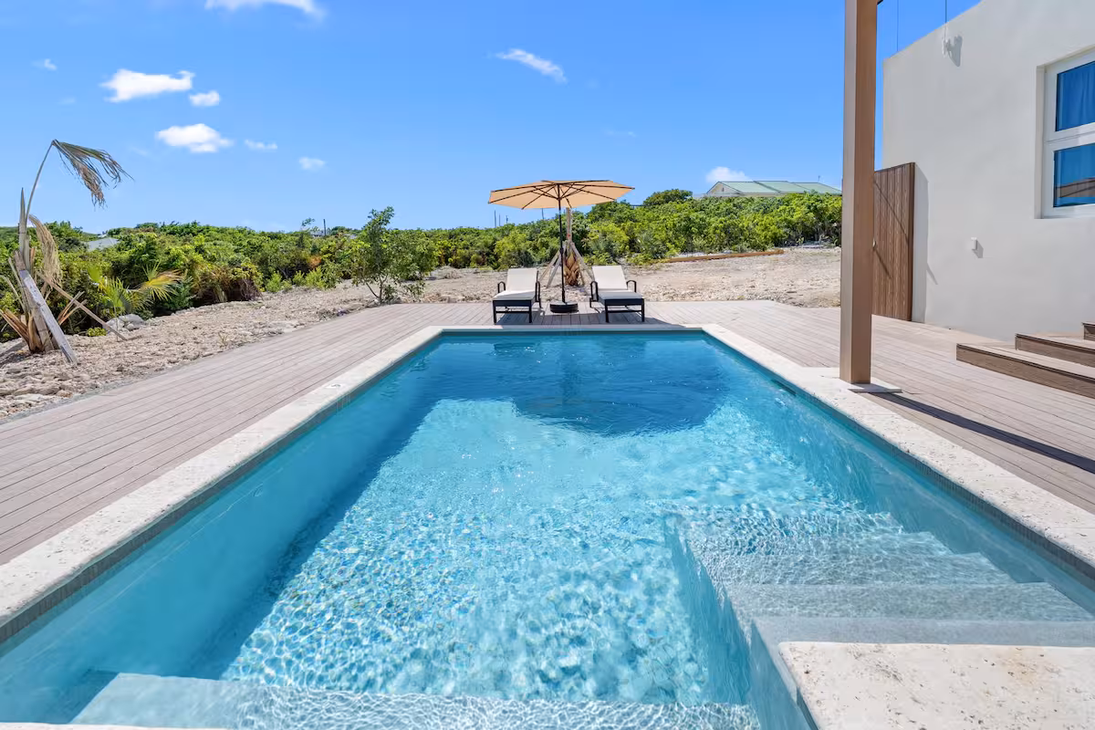 Luz Maria Villa- 3 bed 3 bath, Pool and Hot Tub!