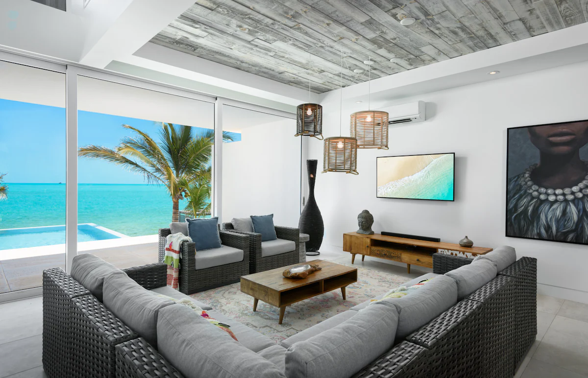 Luxury Oceanfront Villa Steps From the Water