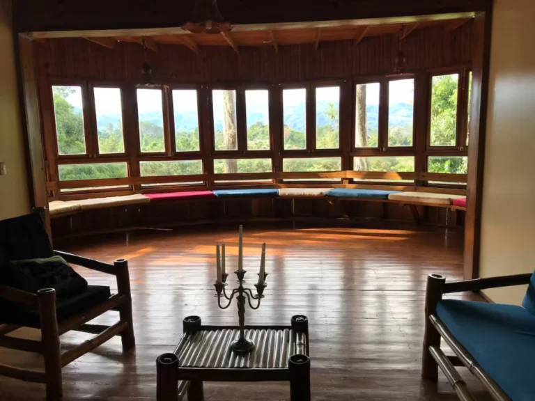 The Cabin between Mountains
