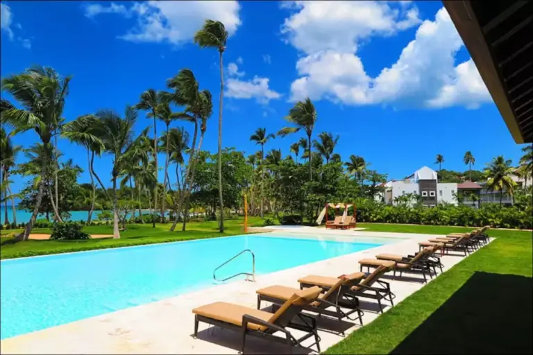 Penthouse Playa Bonita, just a few steps from the beach