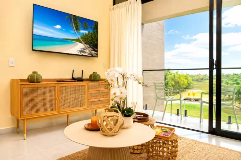 Elegant 3BR Retreat in Cocotal | Pool & Golf Views