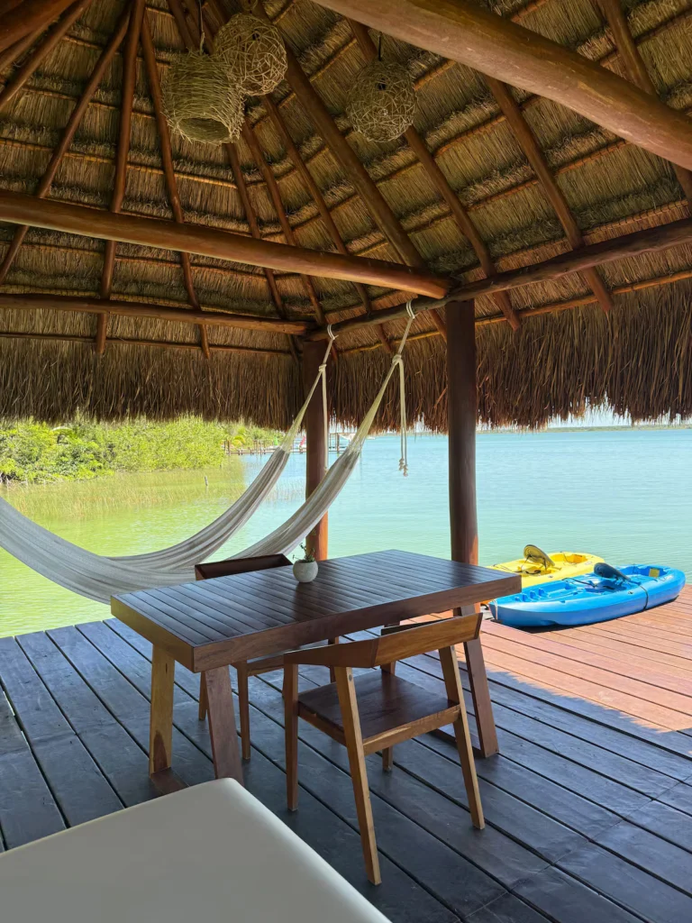 Lake front Bungalow VIDA