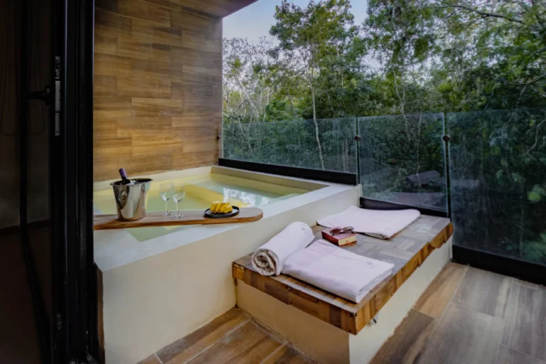 Luxury Suite Aldea Zama: Private Plunge Pool