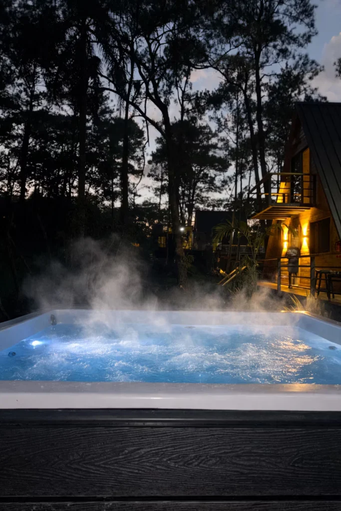 Alpine Villa | Mountains | Campfire | Heated Jacuzzi