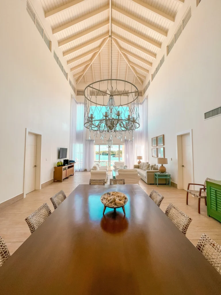 Luxury Villa 4 Bedroom